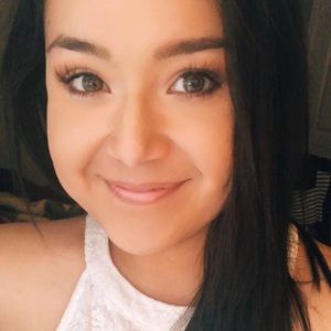 Meet your Posher, Adriana